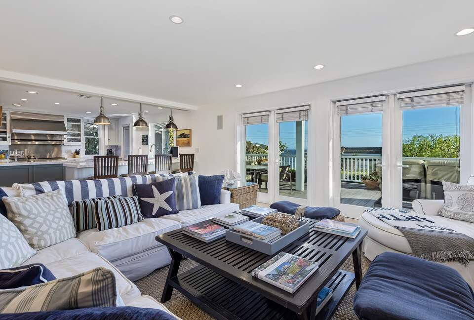 Malibu Manor (R) - Malibu, California