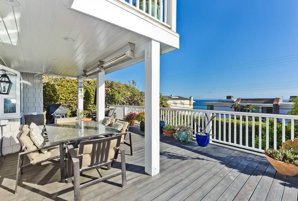 Malibu Manor (R) - Malibu, California