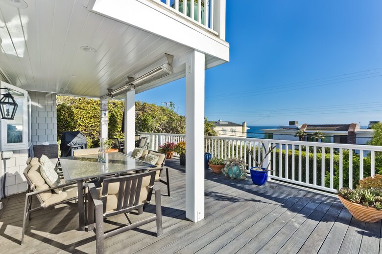 Malibu Manor (R) - Malibu, California