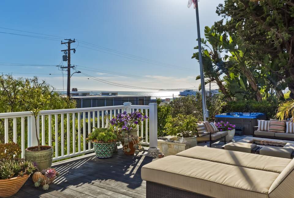 Malibu Manor (R) - Malibu, California