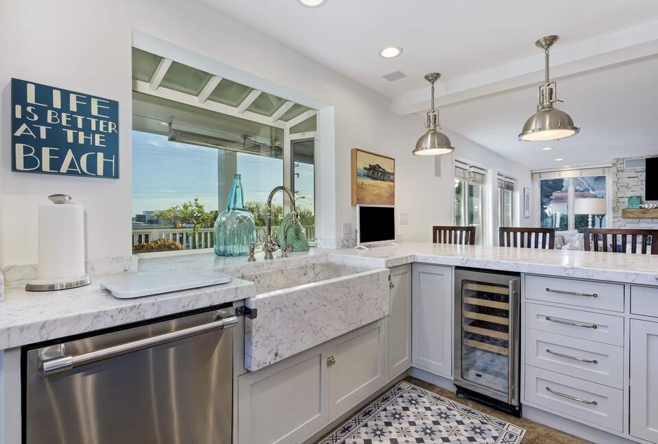 Malibu Manor (R) - Malibu, California