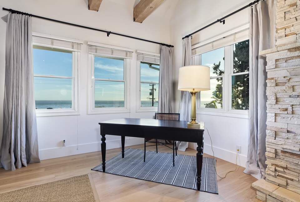 Malibu Manor (R) - Malibu, California