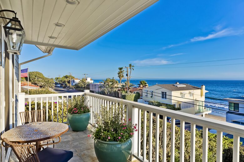 Malibu Manor (R) - Malibu, California