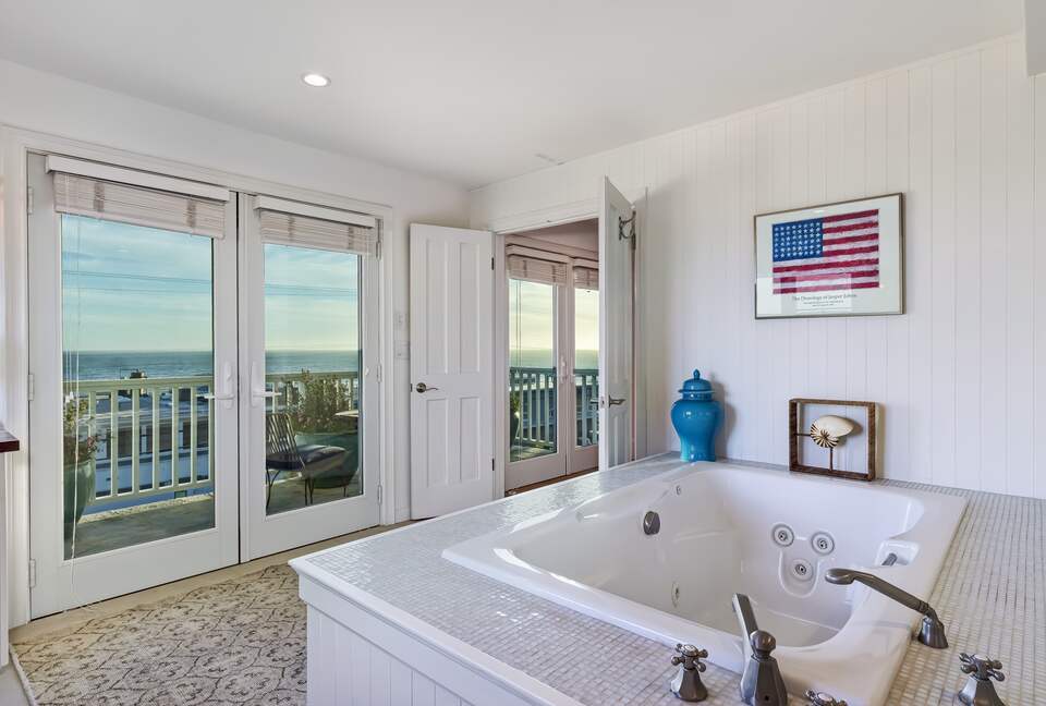 Malibu Manor (R) - Malibu, California