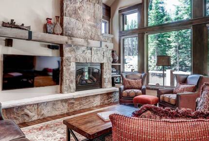 Rocky Mountain Luxury Lodge - Moving Mountains - Breckenridge, Colorado