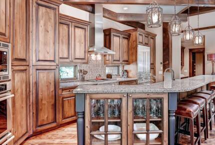 Rocky Mountain Luxury Lodge - Moving Mountains - Breckenridge, Colorado