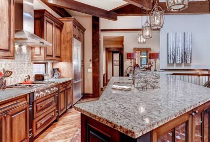 Rocky Mountain Luxury Lodge - Moving Mountains - Breckenridge, Colorado