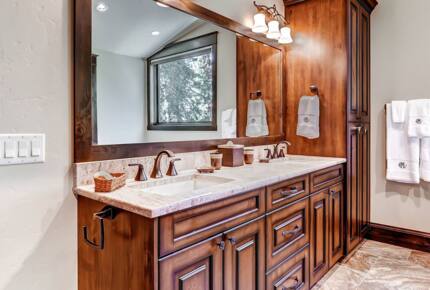 Rocky Mountain Luxury Lodge - Moving Mountains - Breckenridge, Colorado