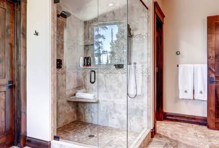 Rocky Mountain Luxury Lodge - Moving Mountains - Breckenridge, Colorado