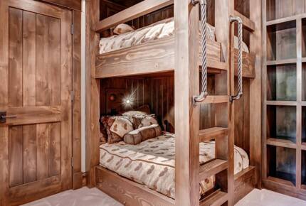 Rocky Mountain Luxury Lodge - Moving Mountains - Breckenridge, Colorado