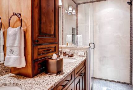 Rocky Mountain Luxury Lodge - Moving Mountains - Breckenridge, Colorado