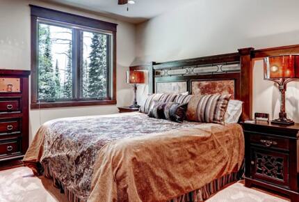 Rocky Mountain Luxury Lodge - Moving Mountains - Breckenridge, Colorado