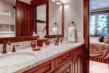 Rocky Mountain Luxury Lodge - Moving Mountains - Breckenridge, Colorado