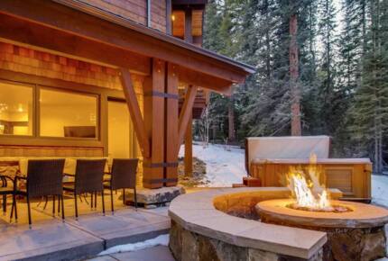 Rocky Mountain Luxury Lodge - Moving Mountains - Breckenridge, Colorado