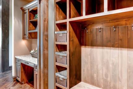 Rocky Mountain Luxury Lodge - Moving Mountains - Breckenridge, Colorado