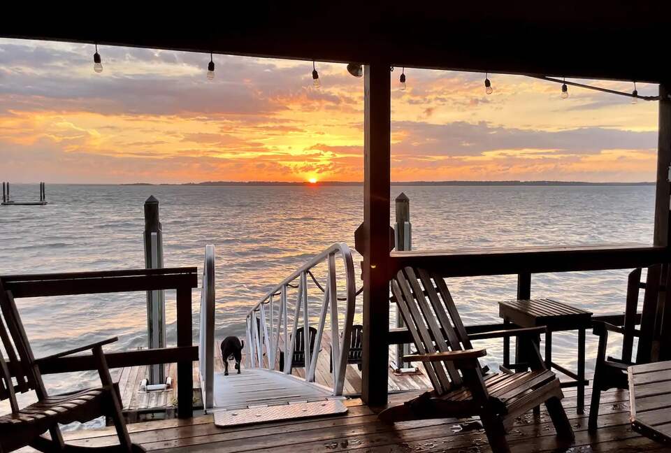 Waterfront Paradise in the heart of the Lowcountry - St Helena Isand, South Carolina