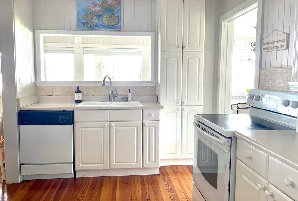 Waterfront Paradise in the heart of the Lowcountry - St Helena Isand, South Carolina