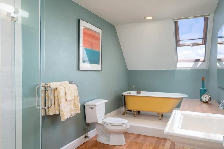 Vineyard Hilltop Retreat - Plymouth, California