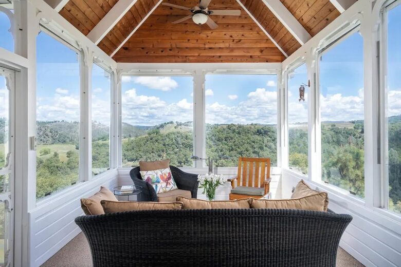 Vineyard Hilltop Retreat - Plymouth, California