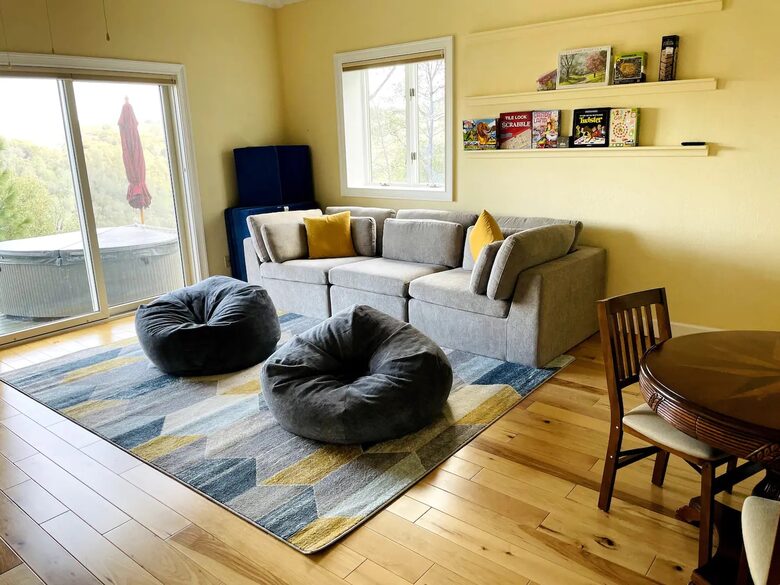 Vineyard Hilltop Retreat - Plymouth, California