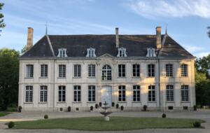 Château d'Isle-sur-Marne (R) - Isle sur Marne, France