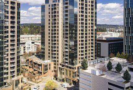 Luxury Downtown Bellevue Retreat - Bellevue, Washington