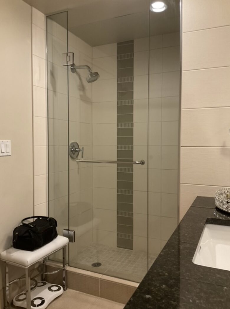 Luxury Downtown Bellevue Retreat - Bellevue, Washington