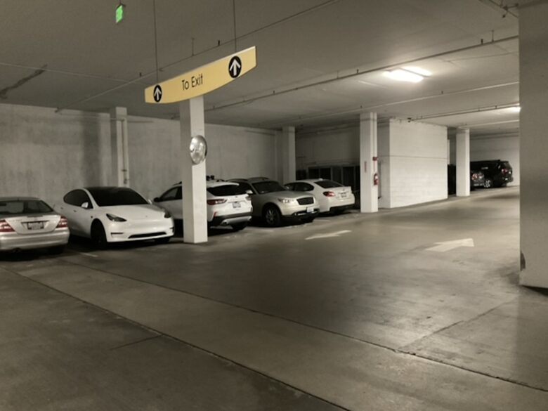 Luxury Downtown Bellevue Retreat - Bellevue, Washington