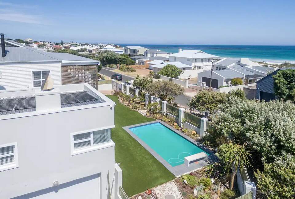 South Africa Oceanfront Villa - Kommetjie, South Africa