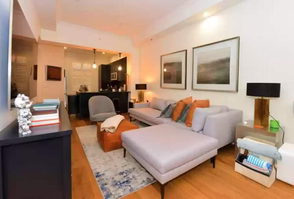 Beautiful Brownstone in Hyde Park - Tampa, Florida