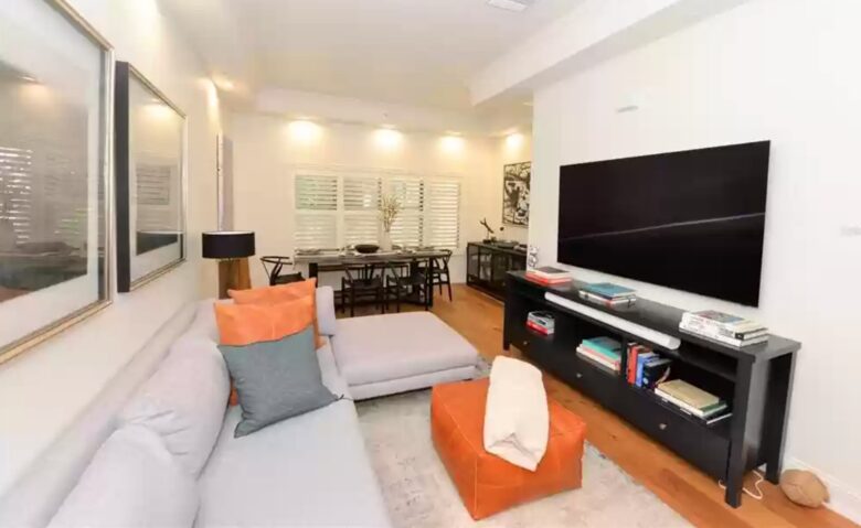 Beautiful Brownstone in Hyde Park - Tampa, Florida