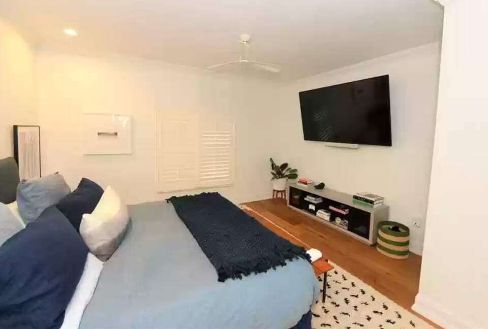 Beautiful Brownstone in Hyde Park - Tampa, Florida