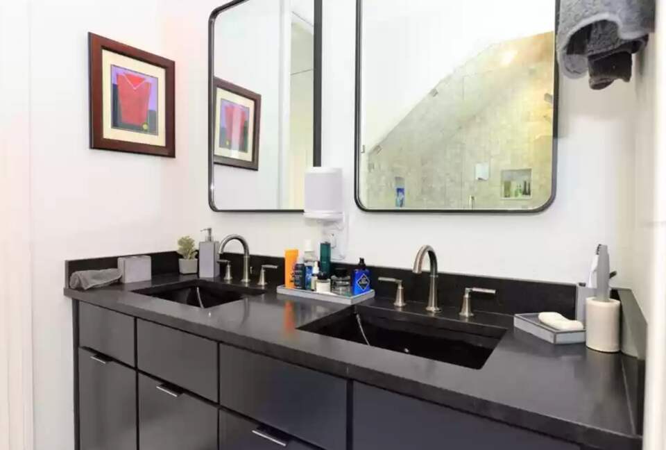 Beautiful Brownstone in Hyde Park - Tampa, Florida