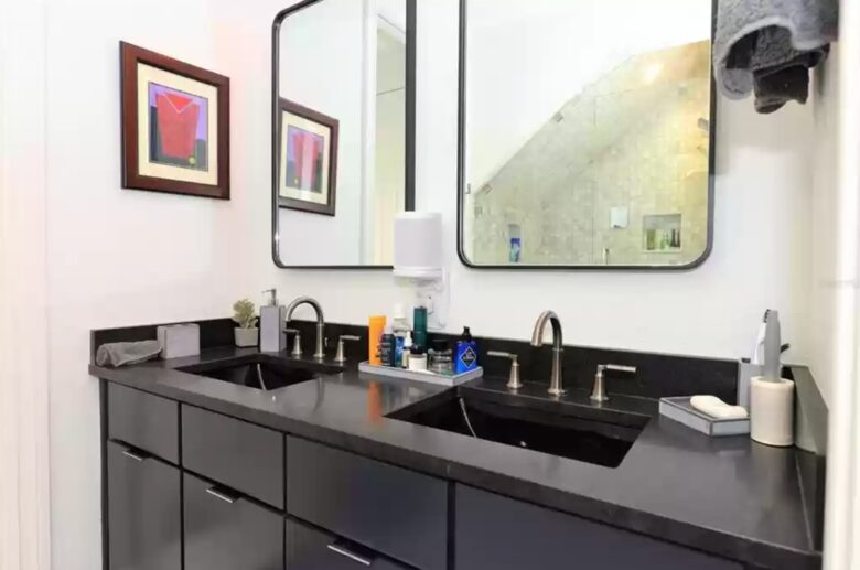 Beautiful Brownstone in Hyde Park - Tampa, Florida