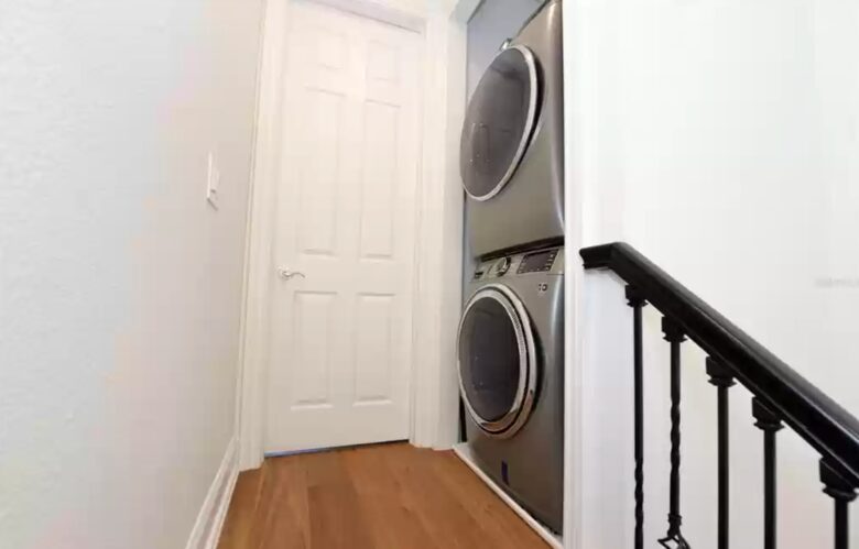 Beautiful Brownstone in Hyde Park - Tampa, Florida