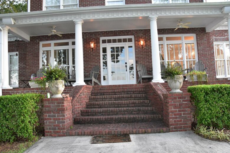 Southern Beauty | Smith Lake - Crane Hill, Alabama