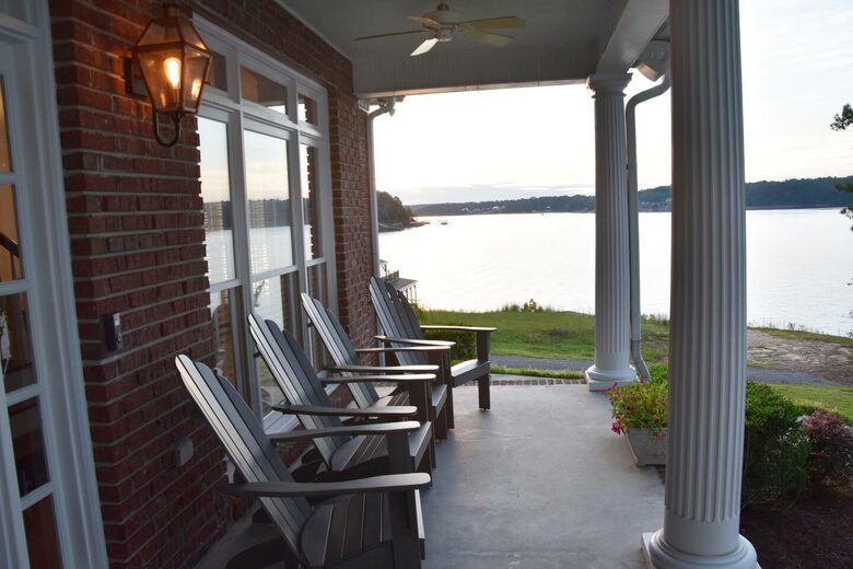 Southern Beauty | Smith Lake - Crane Hill, Alabama