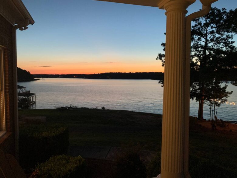 Southern Beauty | Smith Lake - Crane Hill, Alabama