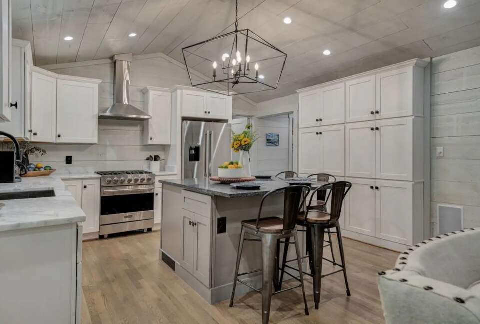 Smith Lake Retreat - Crane Hill, Alabama