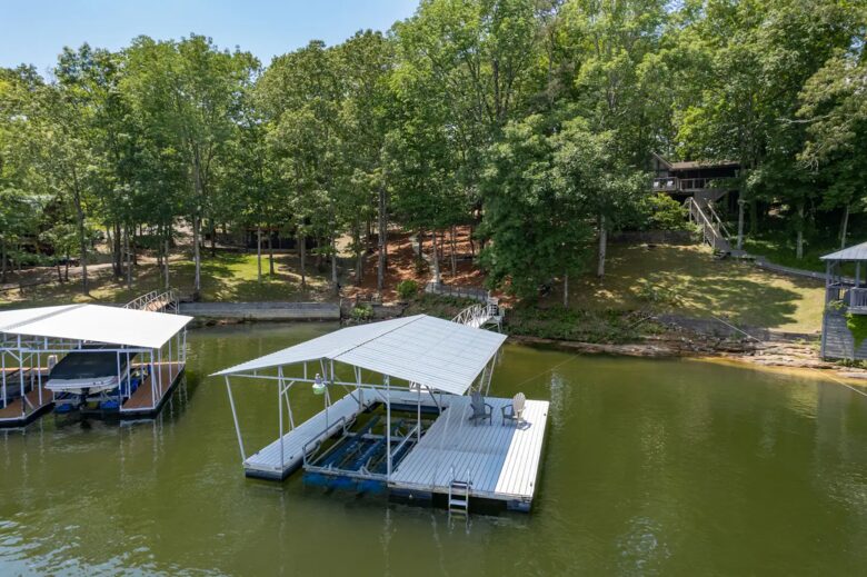 Smith Lake Retreat - Crane Hill, Alabama
