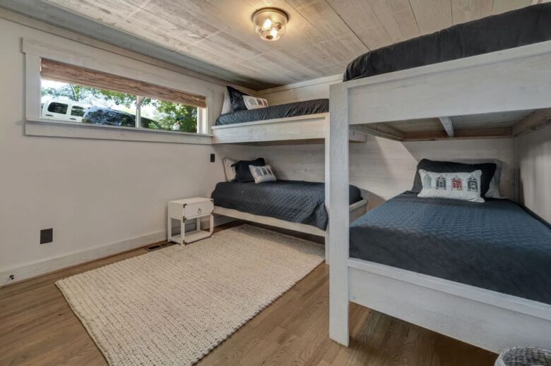 Smith Lake Retreat - Crane Hill, Alabama