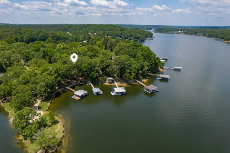Smith Lake Retreat - Crane Hill, Alabama