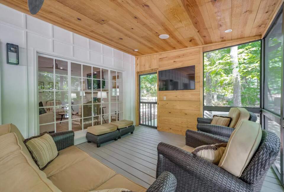 Smith Lake Retreat - Crane Hill, Alabama