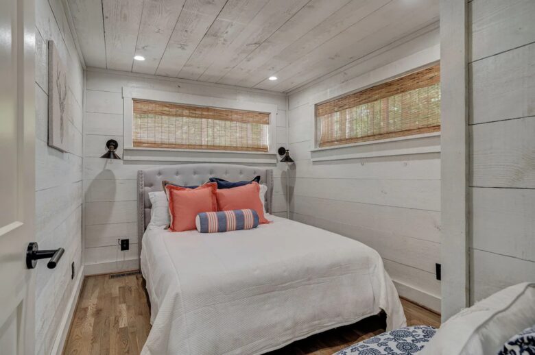 Smith Lake Retreat - Crane Hill, Alabama