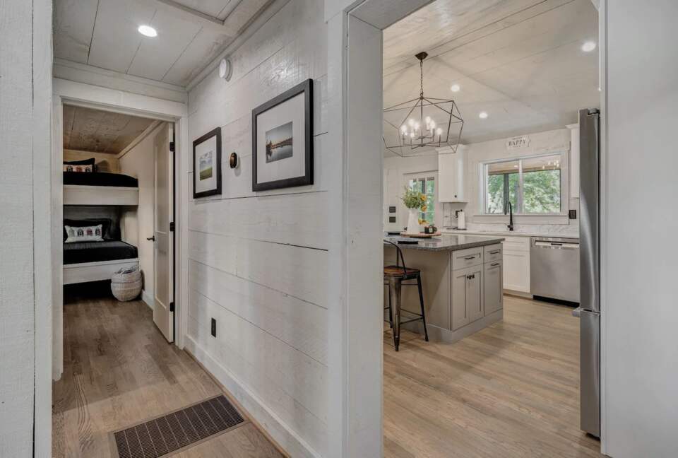 Smith Lake Retreat - Crane Hill, Alabama