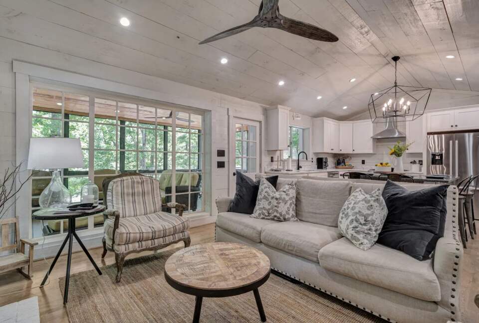 Smith Lake Retreat - Crane Hill, Alabama