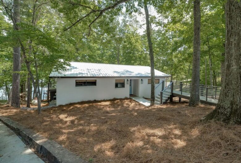 Smith Lake Retreat - Crane Hill, Alabama