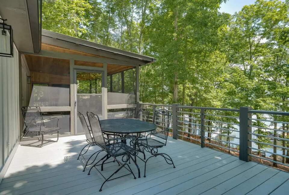 Smith Lake Retreat - Crane Hill, Alabama