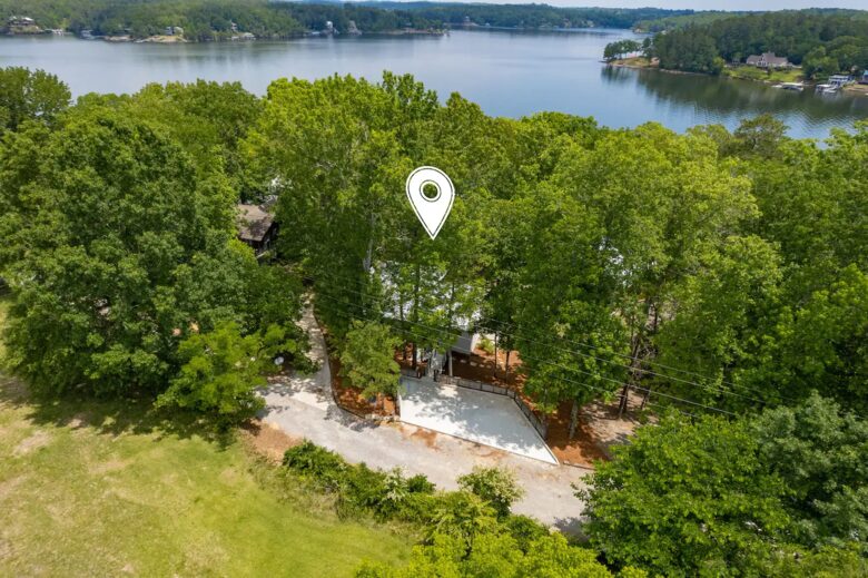 Smith Lake Retreat - Crane Hill, Alabama