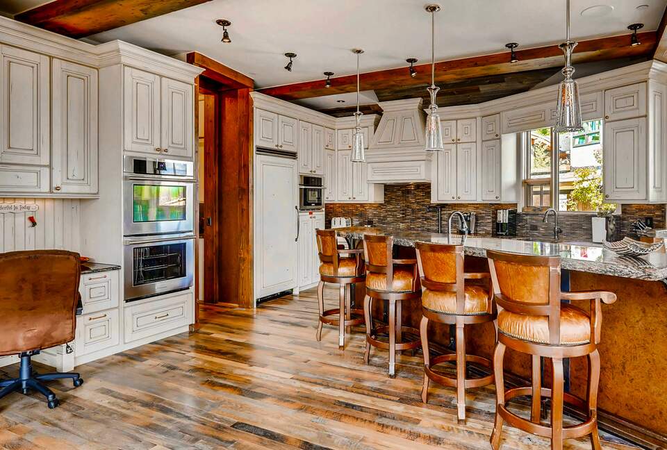 Luxurious Custom Ski Home on Peak 8 | "A Mine Shaft" - Moving Mountains - Breckenridge, Colorado